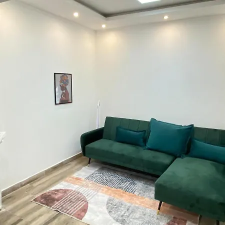 Villa Big, Very Bright House