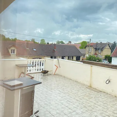 Big, Very Bright House * Beauvais