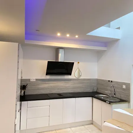 Big, Very Bright House Villa Beauvais