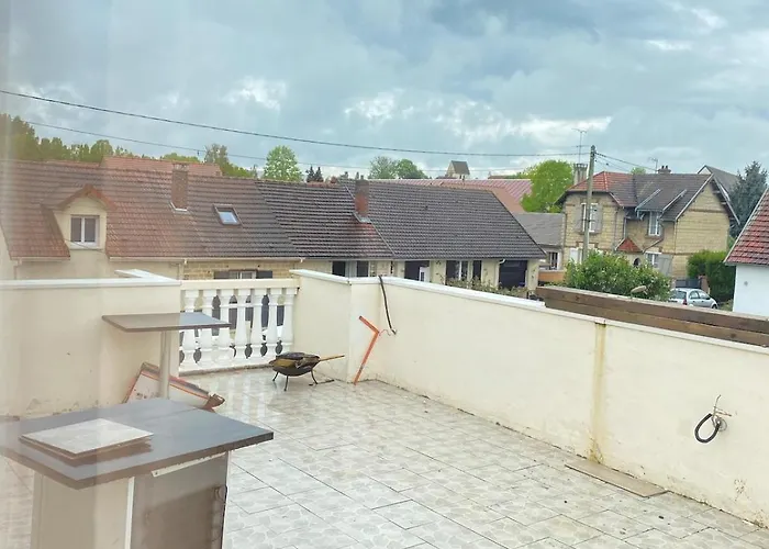 Big, Very Bright House * Beauvais