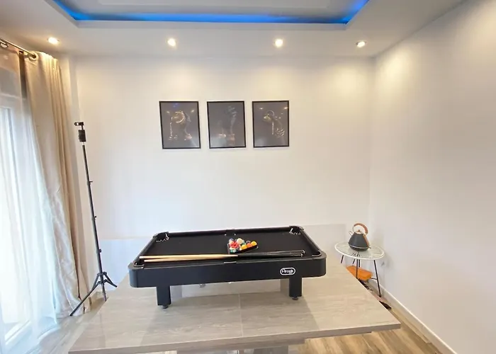 Big, Very Bright House Villa *